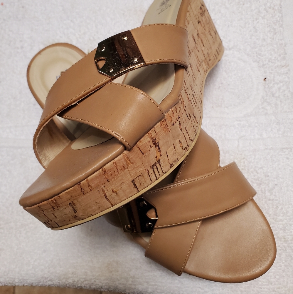 G.C. tan sandals
